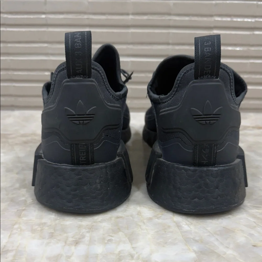 Adidas Dark Gray Sneakers with Black Details - Picture 4 of 4